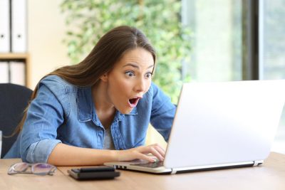 Frau entdeckt das Internetz Meme