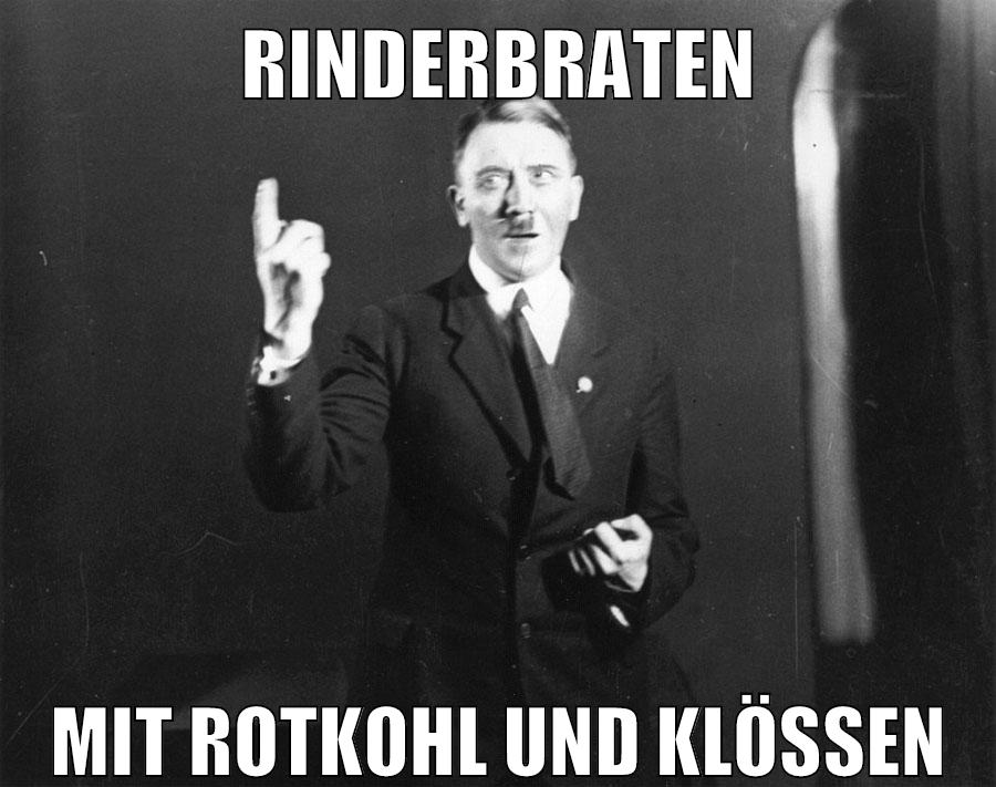 Rinderbraten mit Rotkohl und Klößen