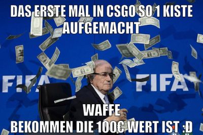 das erste mal in csgo so 1 kiste aufgemacht waffe bekommen die 100€ wert ist :D